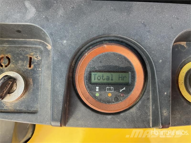 Hyster S1.0 Electric Stacker Samohybné vozíky
