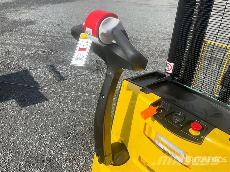 Hyster S1.6 Electric Stacker (Unused) Самохідні електроштабелери