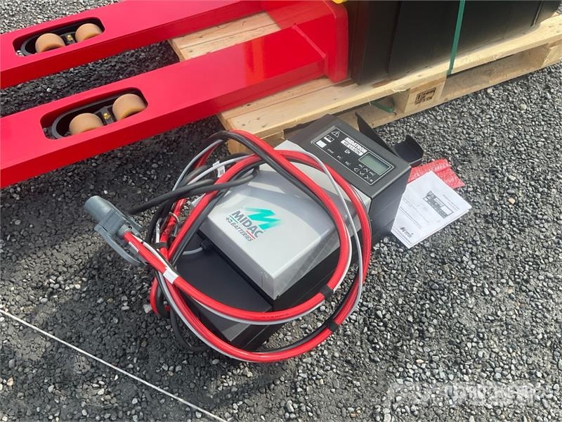 Hyster S1.6 Electric Stacker (Unused) Самохідні електроштабелери