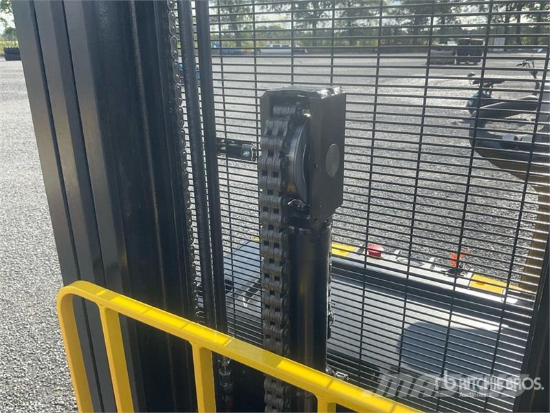 Hyster S1.6 Electric Stacker (Unused) Самохідні електроштабелери