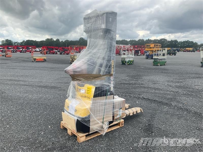 Hyster S1.6 Electric Stacker (Unused) Самохідні електроштабелери