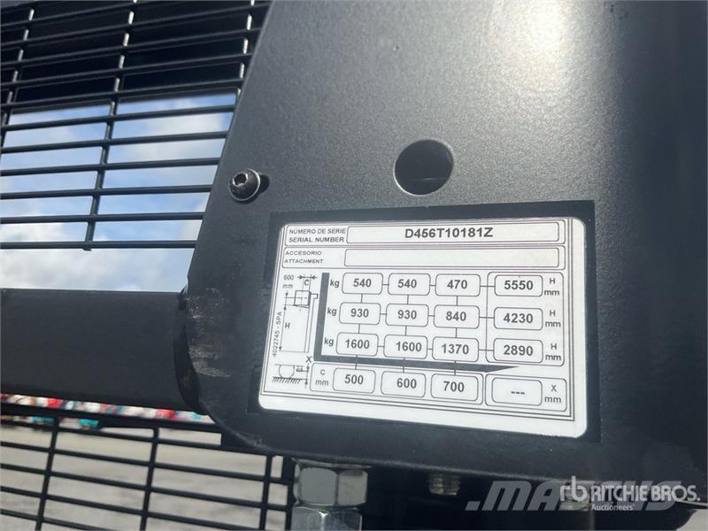 Hyster S1.6 Electric Stacker (Unused) Самохідні електроштабелери