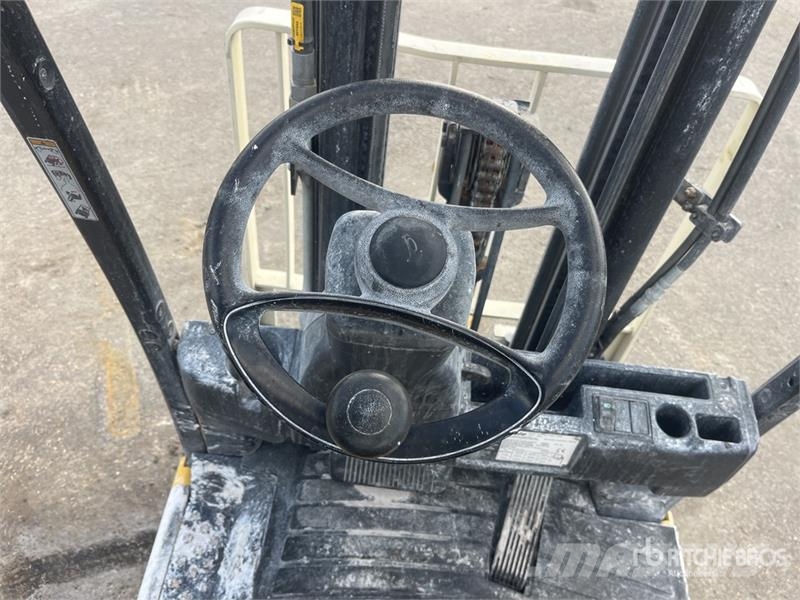 Hyster-Yale ERP16VT MWB F2080 Forklift (Inoperable Autokrāvēji - citi