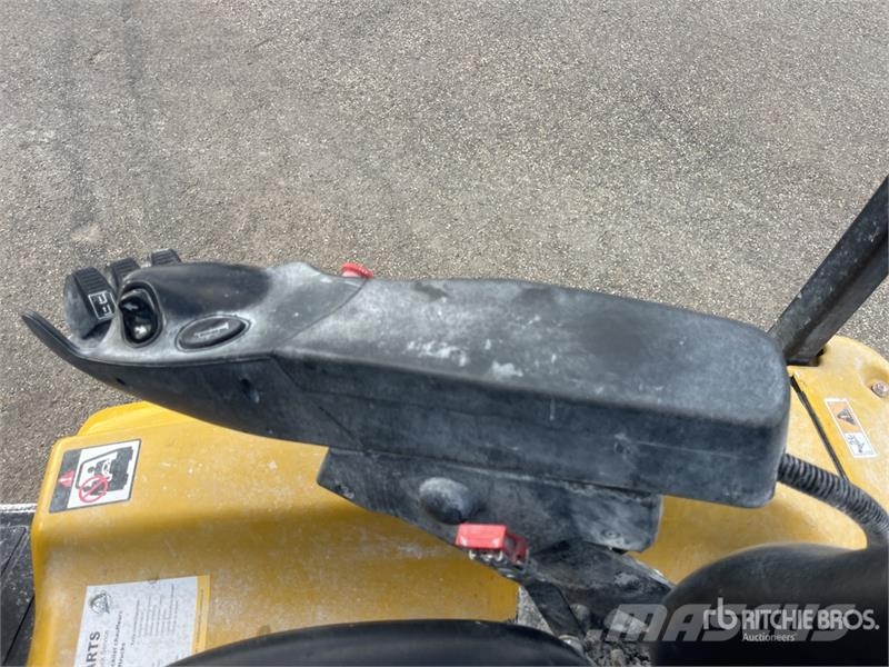 Hyster-Yale ERP16VT MWB F2080 Forklift (Inoperable Autokrāvēji - citi