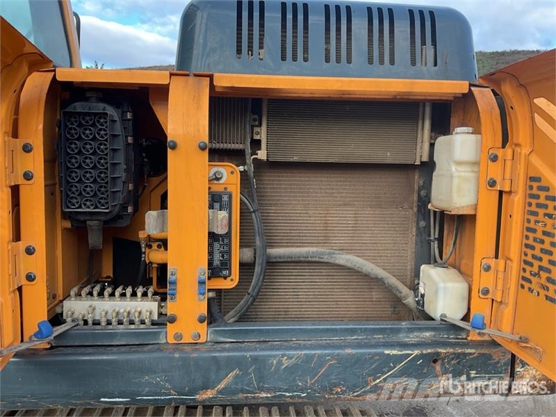 Hyundai 220LC-9A Tracked Excavator Верижен екскаватор