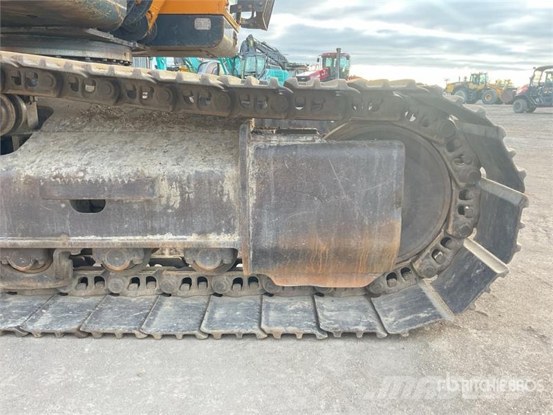 Hyundai 220LC-9A Tracked Excavator Верижен екскаватор