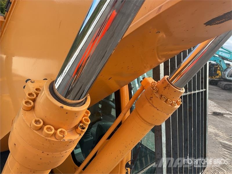 Hyundai 220LC-9A Tracked Excavator Верижен екскаватор