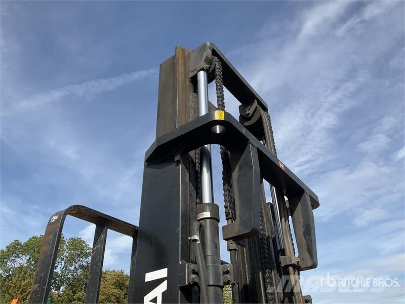 Hyundai 2380 kg Forklift Forklift trucks - others