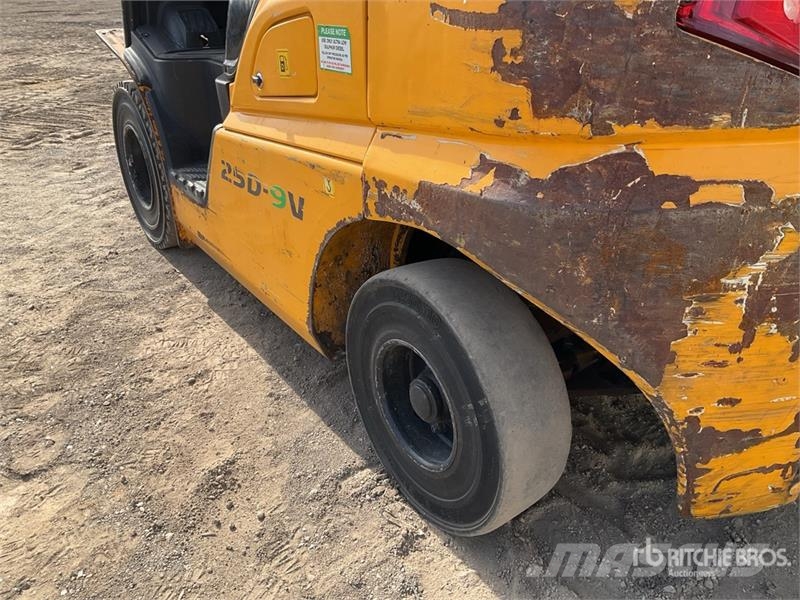 Hyundai 2380 kg Forklift Forklift trucks - others