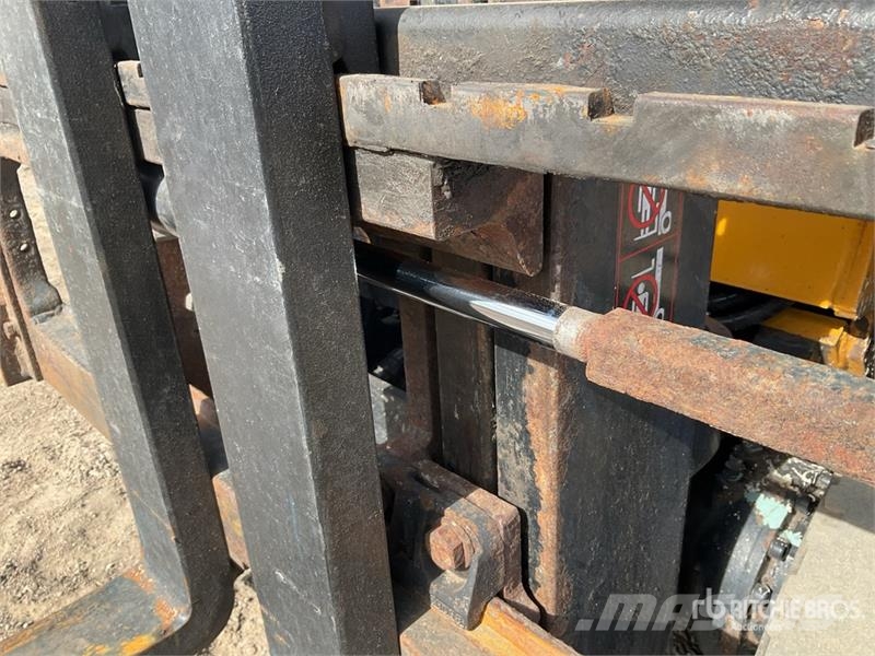 Hyundai 2380 kg Forklift Forklift trucks - others
