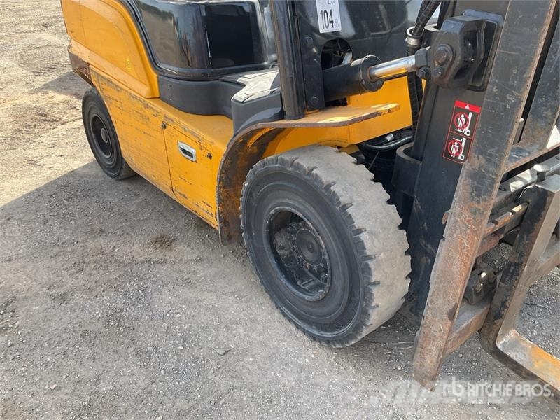 Hyundai 2380 kg Forklift Forklift trucks - others
