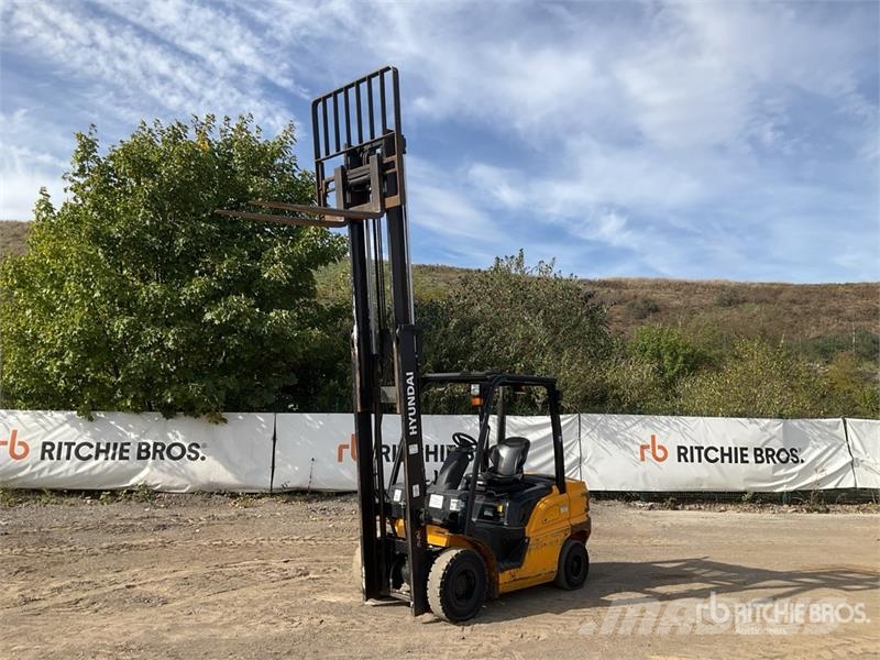 Hyundai 2380 kg Forklift Forklift trucks - others