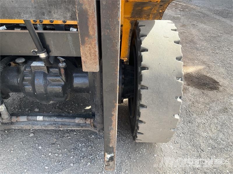 Hyundai 2380 kg Forklift Forklift trucks - others