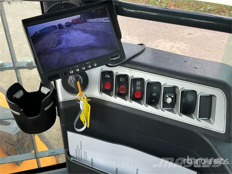 Hyundai HL960 HD XT High Lift Wheel Loader Wheel loaders