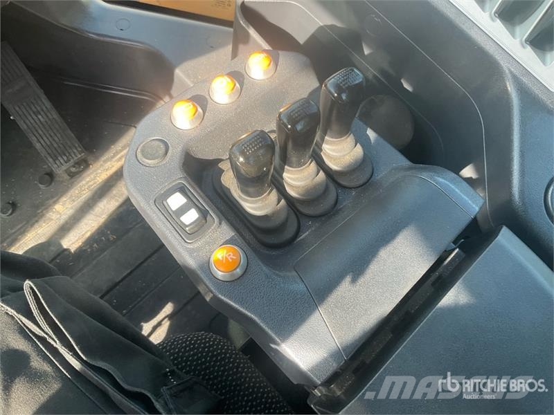 Hyundai HL960A Wheel Loader Rataslaadurid