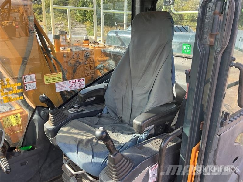 Hyundai HX140LC Tracked Excavator Crawler excavators