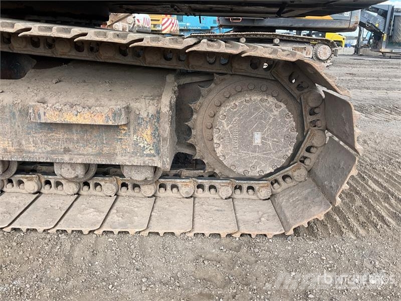 Hyundai HX140LC Tracked Excavator Crawler excavators
