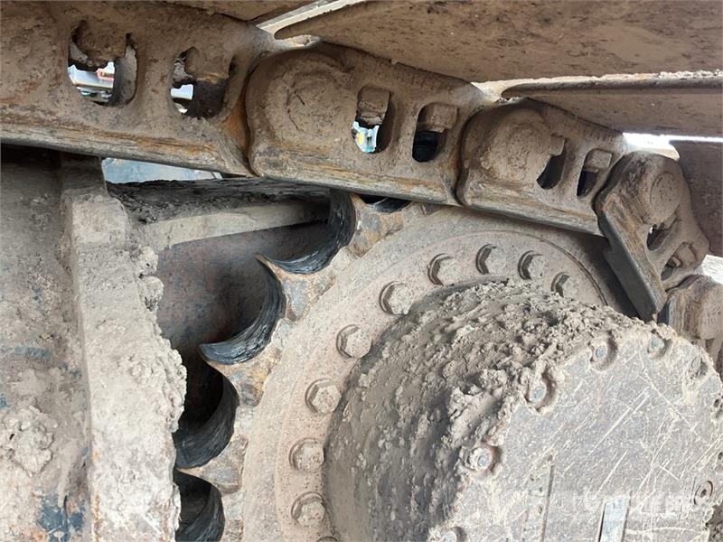 Hyundai HX140LC Tracked Excavator Crawler excavators
