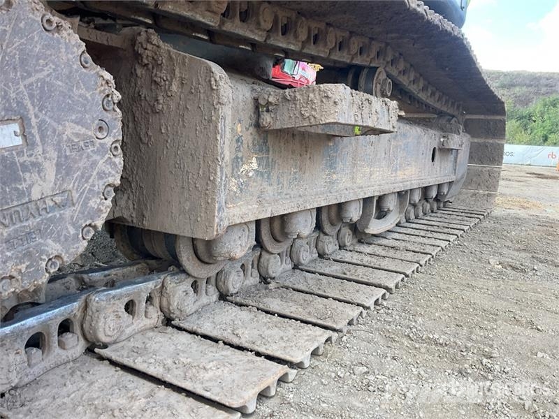 Hyundai HX140LC Tracked Excavator Crawler excavators