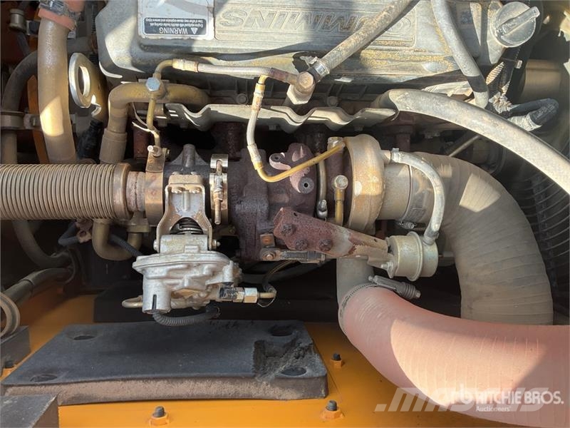 Hyundai HX140LC Tracked Excavator Crawler excavators