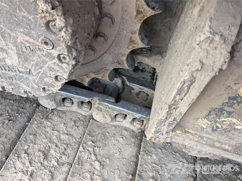 Hyundai HX140LC Tracked Excavator Crawler excavators