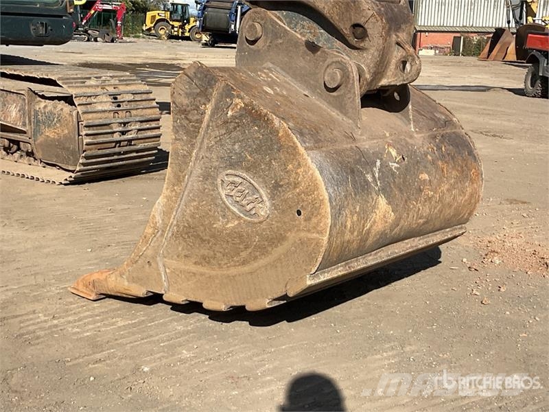 Hyundai HX140LC Tracked Excavator Crawler excavators