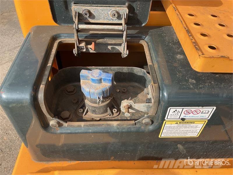 Hyundai HX140LC Tracked Excavator Crawler excavators