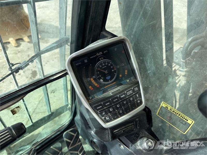 Hyundai HX300A L Escavatori cingolati