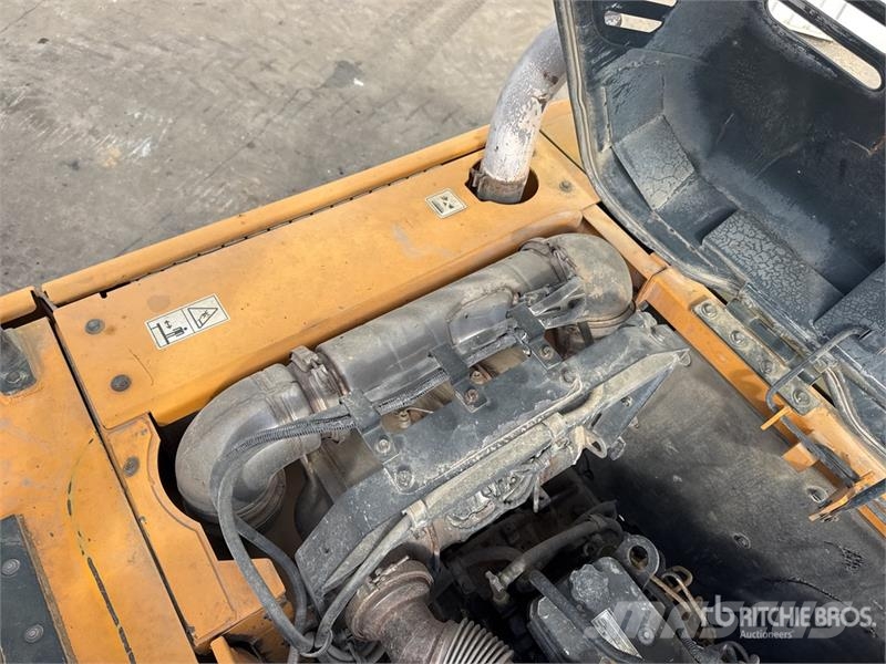 Hyundai HX300A L Escavatori cingolati