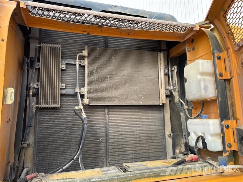 Hyundai HX300A L Escavatori cingolati