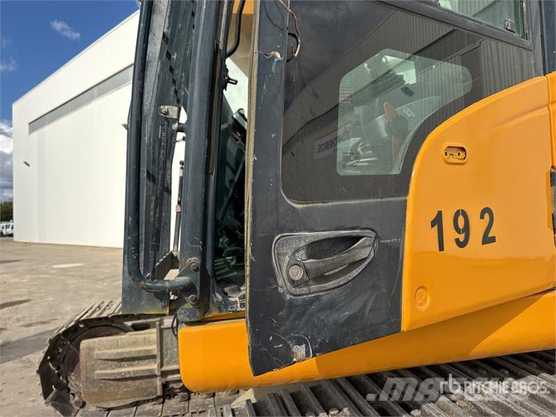 Hyundai HX300A L Escavatori cingolati