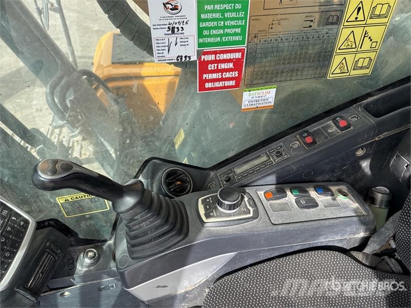 Hyundai HX300A L Escavatori cingolati