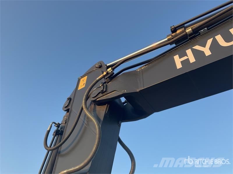 Hyundai R210 Tracked Excavator (Unused) Excavadoras de cadenas