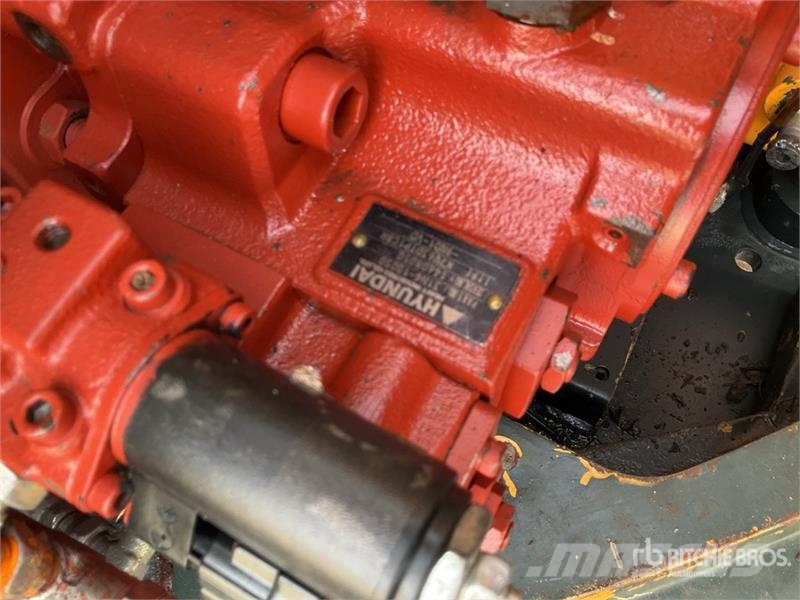 Hyundai Robex 145LCR-9A Tracked Excavator Excavadoras de cadenas