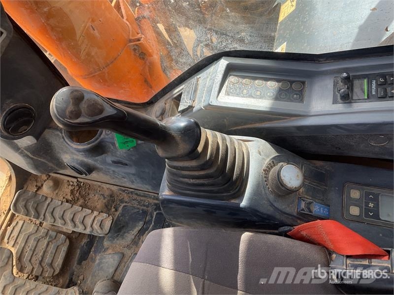 Hyundai Robex 380LC-9A Tracked Excavator 履帶式 挖土機/掘鑿機/挖掘機
