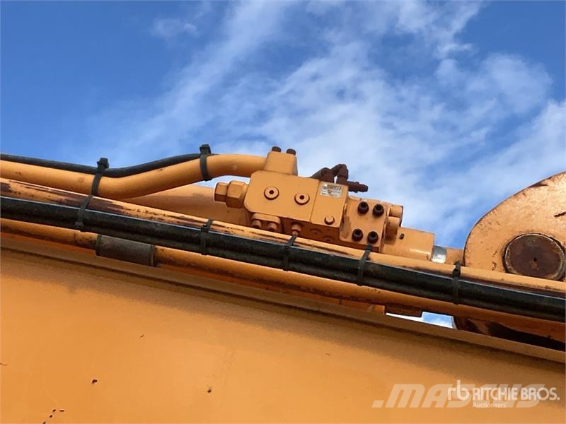 Hyundai Robex 380LC-9A Tracked Excavator 履帶式 挖土機/掘鑿機/挖掘機