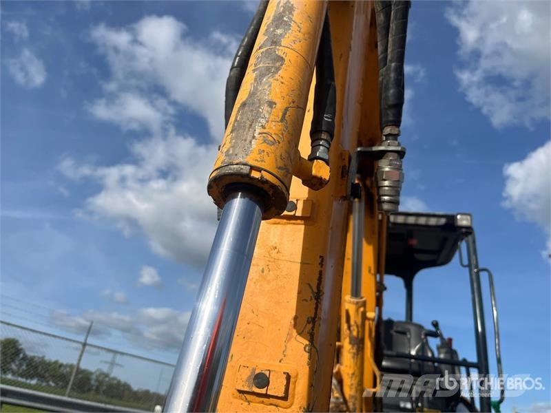 Hyundai Robex25Z-9AK Mini Excavator Mini bagri <7t