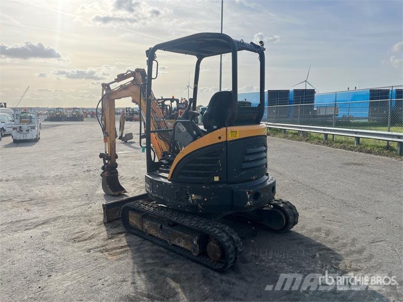 Hyundai Robex25Z-9AK Mini Excavator Mini bagri <7t