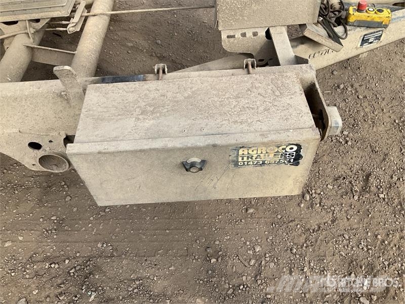 Ifor Williams T/A Dump Utility Trailer Pašizgāzējs