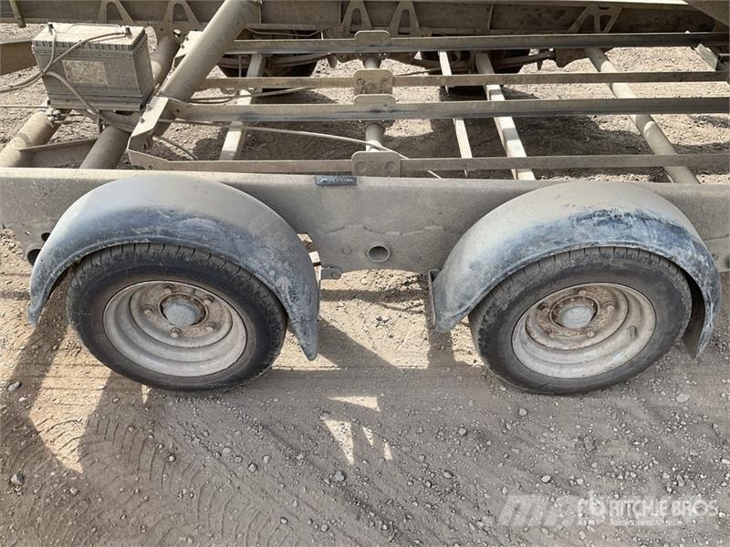 Ifor Williams T/A Dump Utility Trailer Pašizgāzējs