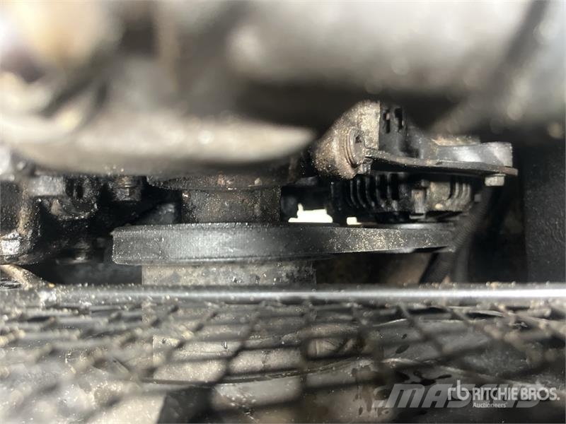 IHI IC30 Crawler Dumper عربات نقل قلابة للمواقع
