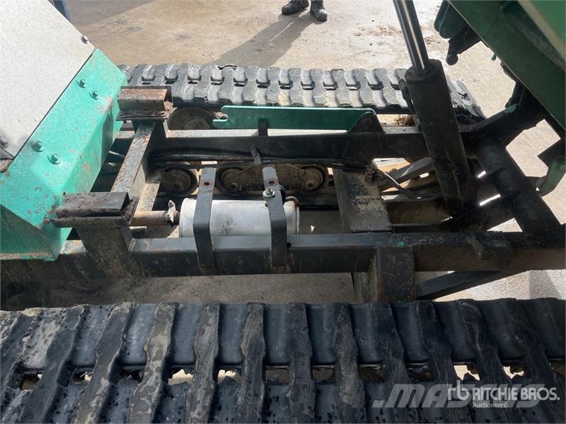 IHI IC30 Crawler Dumper عربات نقل قلابة للمواقع