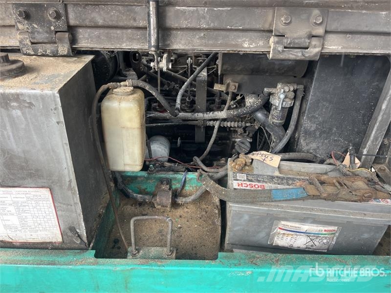 IHI IC30 Crawler Dumper عربات نقل قلابة للمواقع