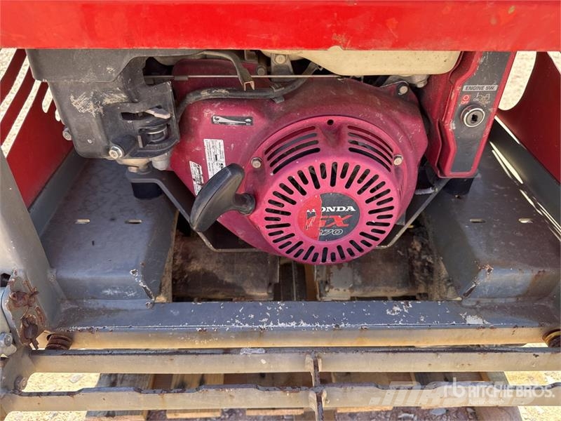 IHI Mini Dumper Carry 107 Motobasculeur Dumper (Inoper عربات نقل قلابة للمواقع