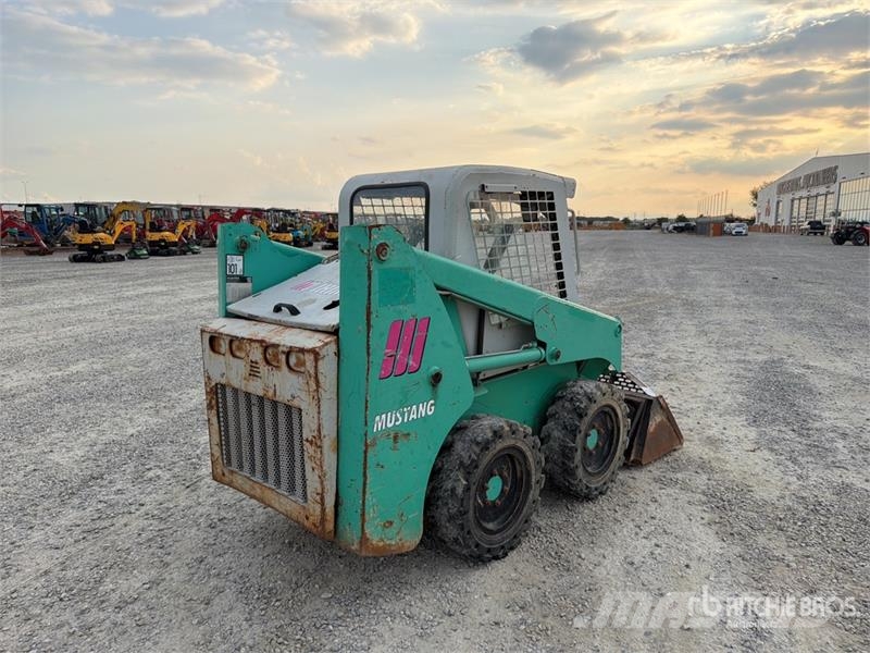 IHI Mustang 2026 Skid Steer Loader Skid steer mini nakladalci