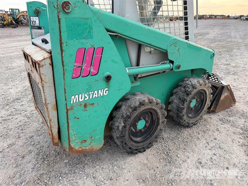 IHI Mustang 2026 Skid Steer Loader Skid steer mini nakladalci