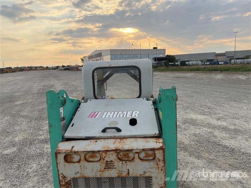 IHI Mustang 2026 Skid Steer Loader Skid steer mini nakladalci