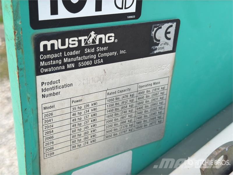 IHI Mustang 2026 Skid Steer Loader Skid steer mini nakladalci