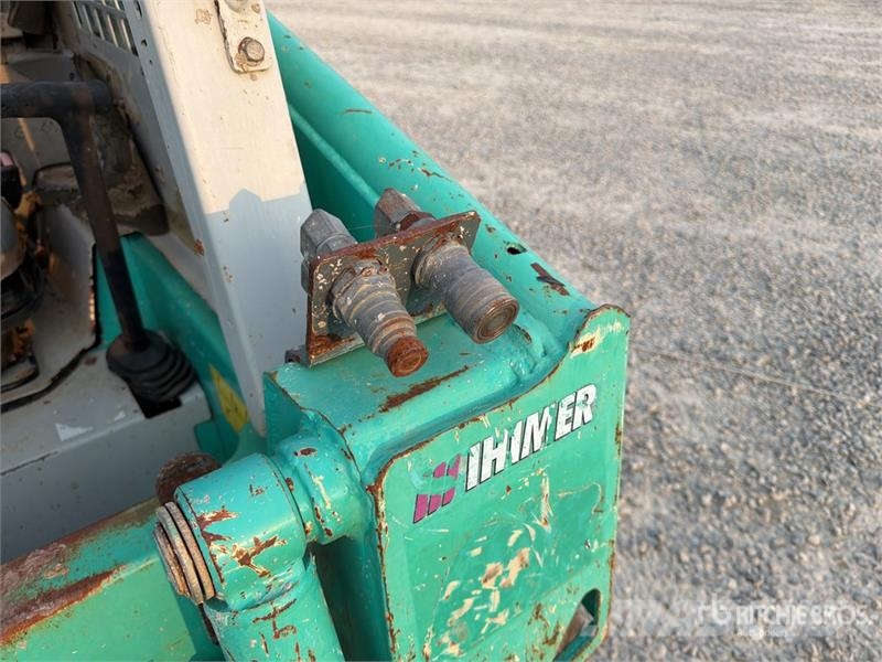 IHI Mustang 2026 Skid Steer Loader Skid steer mini nakladalci