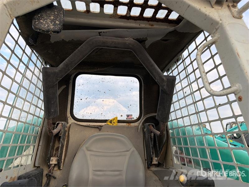 IHI Mustang 2026 Skid Steer Loader Skid steer mini nakladalci
